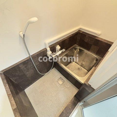 グランテラス萱島の浴室