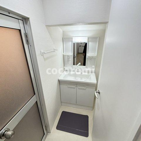 グランテラス萱島の洗面所