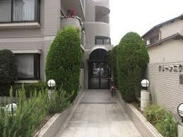 グリーンエクセル柴原の玄関