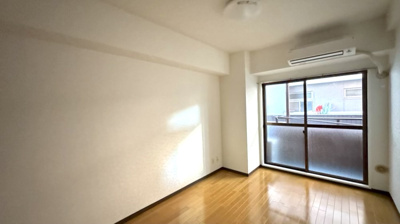 【居間・リビング】 | セザール第3鶴見 | 使いやすい居間です