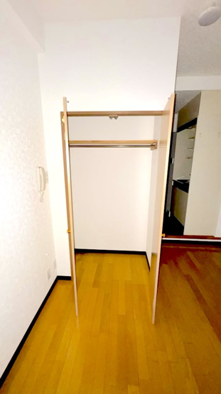 【居間・リビング】 | セザール第3鶴見 | リビングです