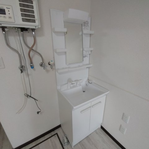 コロネの洗面所