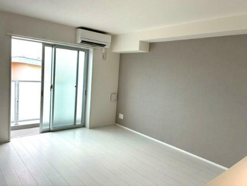 Skuld松陰神社　新築　デザイナーズ　角部屋の居間・リビング