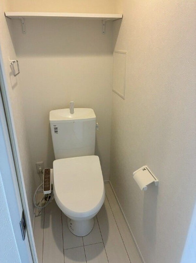 Skuld松陰神社　新築　デザイナーズ　角部屋のトイレ