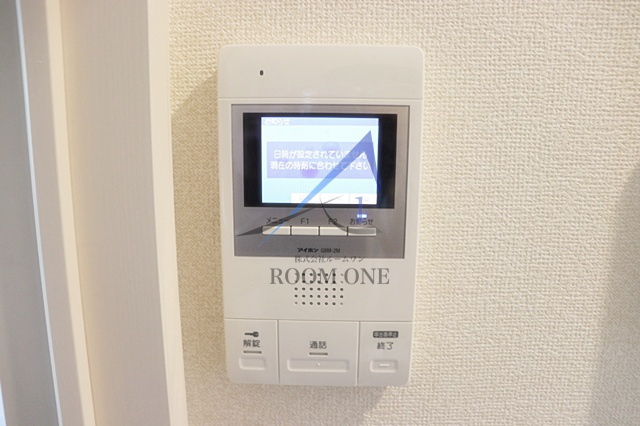 D-roomハウス秋葉原のセキュリティ|モニター付きインターホンです。