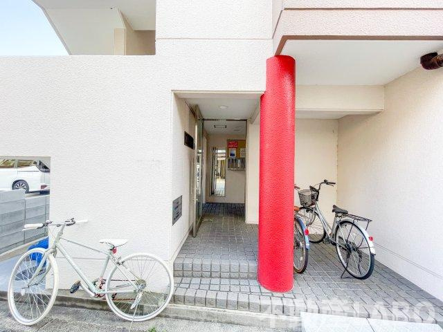 流町壱番館のエントランス