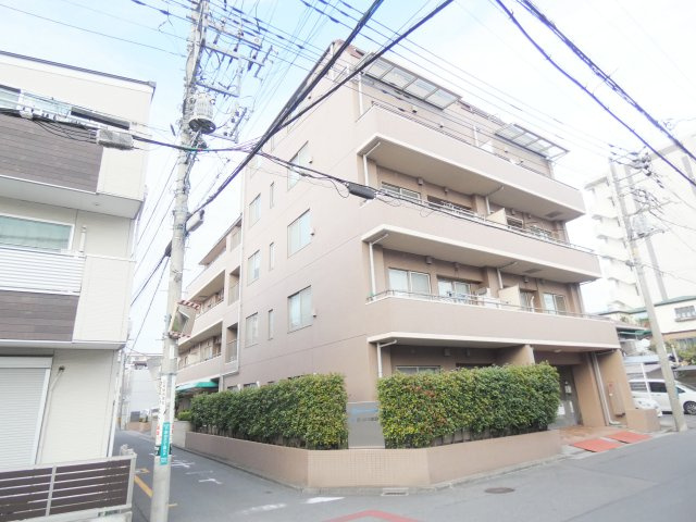 最上階の角住戸　陽当たり通風良好です