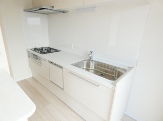 【キッチン】 | コルサムSI与野 | 料理がはかどる、システムキッチン完備。