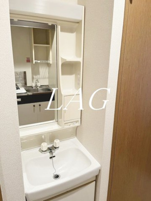 【洗面所】 | ベルデン日本橋 | 洗面台です。