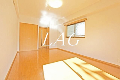 【居間・リビング】 | アヴェニール月島 | 洋室のお部屋です。