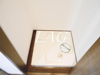 【設備】 | グラーサ東京イースト | 室内洗濯機置き場になります。