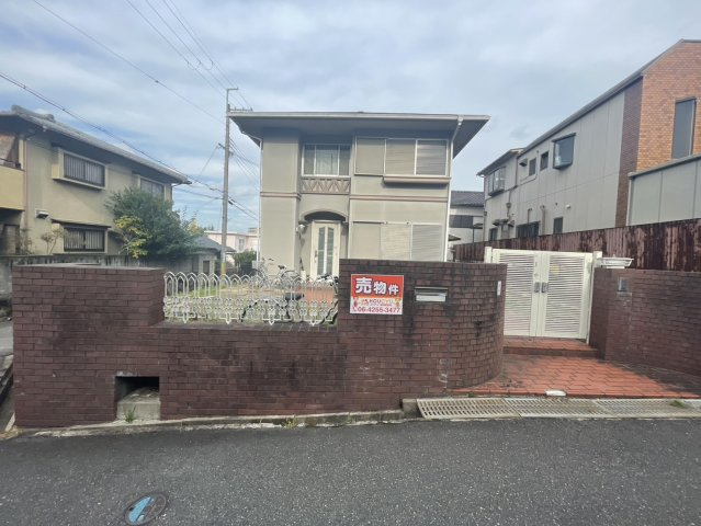 枚方市香里ヶ丘４丁目　中古戸建