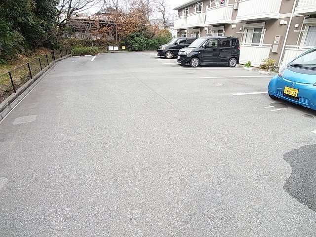 アンソレイエの駐車場|敷地内駐車場も平面で完備