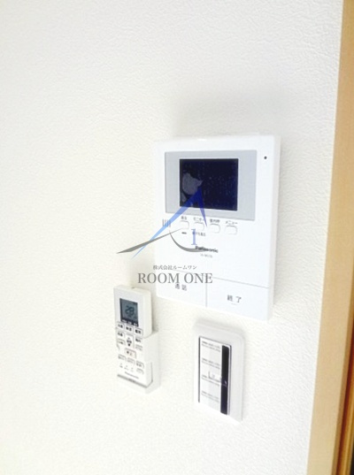 高見シャーメゾンのセキュリティ|モニター付きインターホンです。