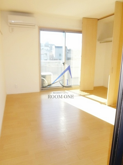 高見シャーメゾンの居間・リビング|洋室のお部屋です。