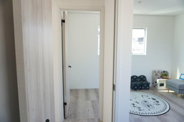 越谷市大字弥十郎 新築一戸建の洋室