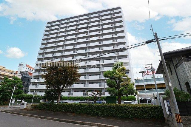 中津グランドハイツの外観