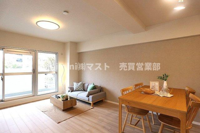 中津グランドハイツの居間・リビング