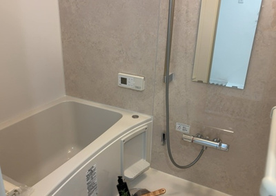 【浴室】 | 相模原富士マンションＢ | 入浴時の快適さも大事なことですが、綺麗な状態を維持できなければ気持ちよく入浴できません。毎日の掃除が楽という点は大事なポイントになります！カビが生えにくく掃除がしやすい、壁や浴槽を選ぶといいでしょう。