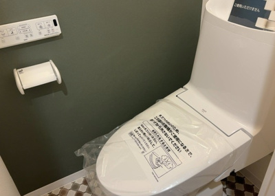 【トイレ】 | 相模原富士マンションＢ | トイレは大きさや形、機能、抗菌性などが異なる多種多彩なタイプが各メーカーから出ています。それぞれに良さがあるため、事前にどういったタイプのトイレがいいのかをご家庭内で決めて、内見に行くといいでしょう。