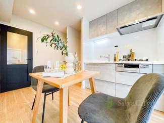 【キッチン】 | ハイツ三鷹 | ダイニングキッチン