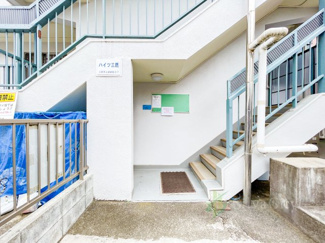  | ハイツ三鷹 | エントランス