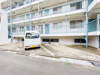 【駐車場】 | ハイツ三鷹 | 駐車場