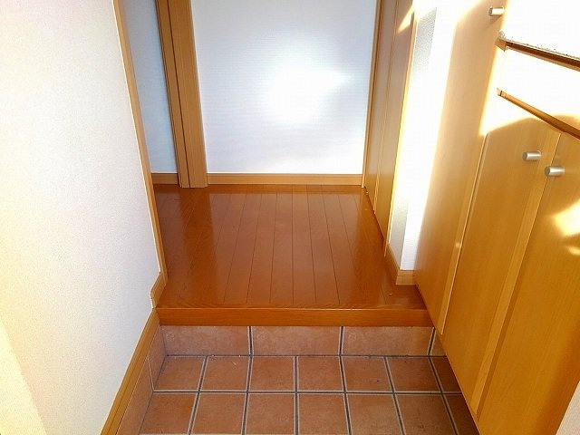 ベルフレージュＡの玄関