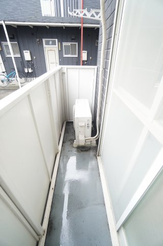 【バルコニー】 | レピュート高岡C | ※同物件・同タイプの写真です。