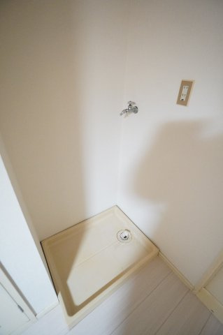 【洗面所】 | レピュート高岡C | ※同物件・同タイプの写真です。