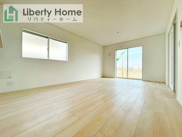 日立市久慈町第25　新築戸建　2号棟の前面道路含む現地写真