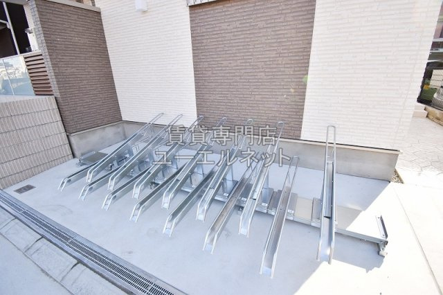 【その他共用部分】 | ブラン立花 | 駐輪スペース