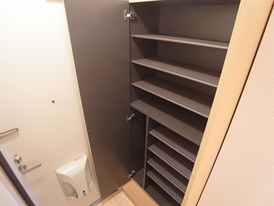 【玄関】 | アンダンテ鈴蘭 | 大型のシューズボックス