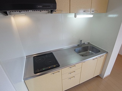 【キッチン】 | アンダンテ鈴蘭 | システムキッチン。ＩＨ２口キッチン