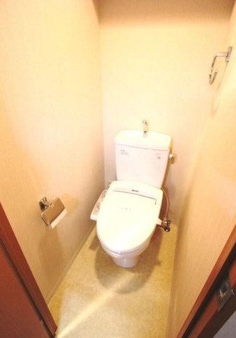 ヴェルト上野毛　分譲　常時ゴミ出し可　セキュリティ充実のトイレ