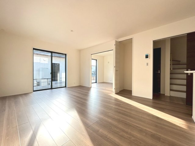 リーブルガーデン　一宮市千秋町加納馬場第7　全4区画分譲の前面道路含む現地写真|「現地（20225年12月15日）撮影」　
■前面道路　
■ヤマダ不動産　株式会社リライフ