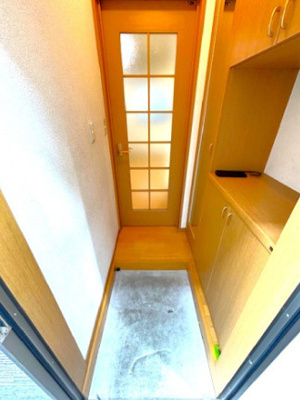 【玄関】 | アサヒレジデンス | 明るい玄関です