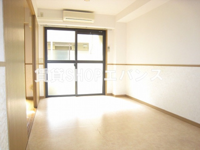 【寝室】 | グローバルネオ弐番館