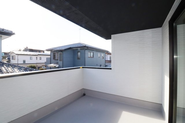 郡山市安積町笹川字北向　　  1号棟　　安積第3小学校、安積第2中学区　のバルコニー