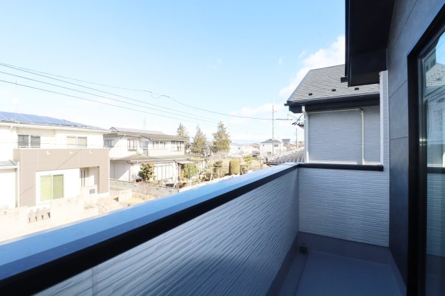 郡山市安積町笹川字北向　　  1号棟　　安積第3小学校、安積第2中学区　のバルコニー