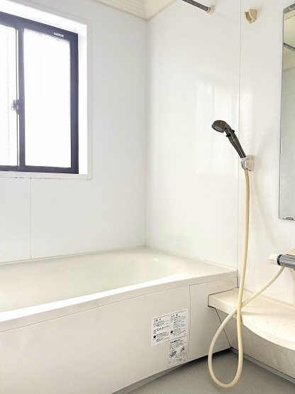 【浴室】 | 朝霞市根岸台7丁目　中古一戸建住宅（朝霞店） | 2025年11月撮影
シンプルな浴室は1日の疲れをほぐすリラックス空間です♪
