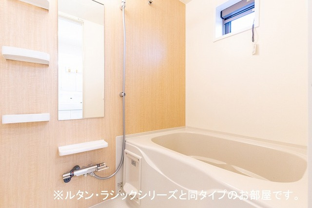 【浴室】 | エムズガーデンB | イメージパース