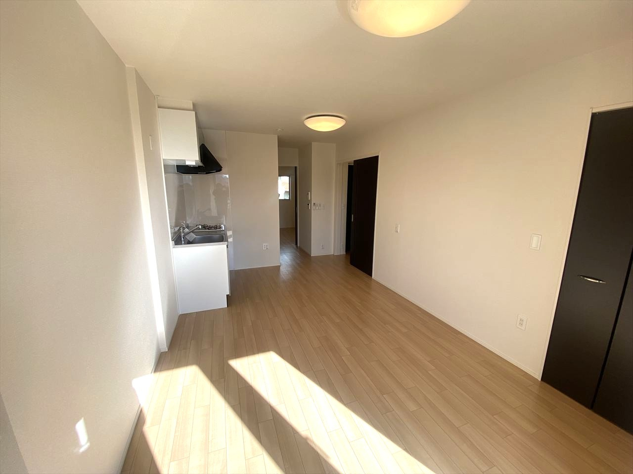 WBeCの居間・リビング