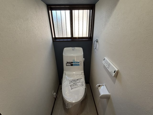 1階のトイレになります。