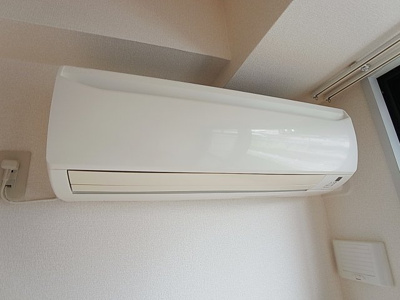 【設備】 | クレール久保 | オールシーズン快適エアコン完備