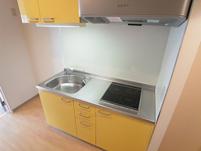 【キッチン】 | クレール久保 | 綺麗なＩＨ広々のキッチンで作業もはかどりますよ＾＾