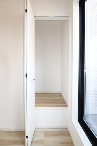 郡山市安積町笹川字北向　　  2号棟　　安積第3小学校、安積第2中学区　のバルコニー