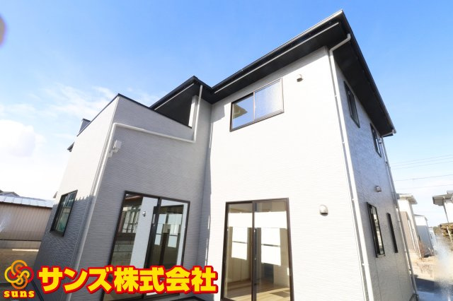 郡山市安積町笹川字北向　　  2号棟　　安積第3小学校、安積第2中学区　の外観|北東側から見た区画全体♪