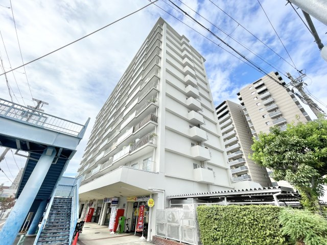 寝屋川東ファミリータウン北１番館の外観