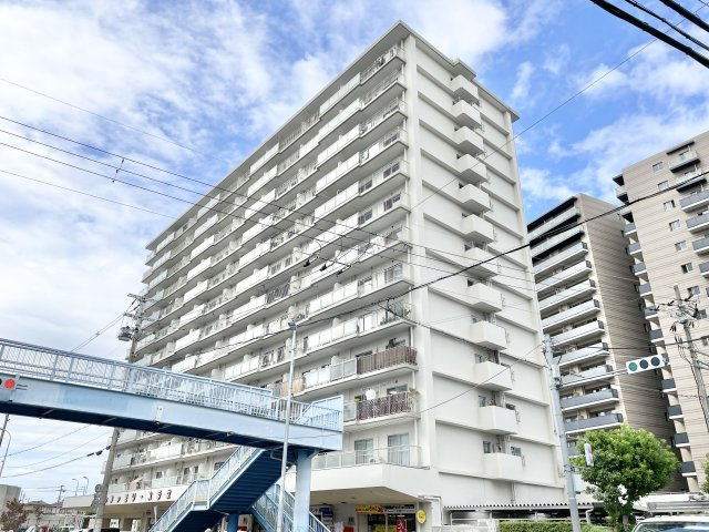 寝屋川東ファミリータウン北１番館の外観